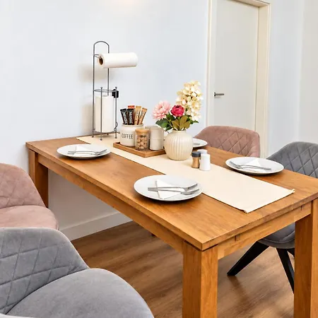 The Private - Entire Appartement
